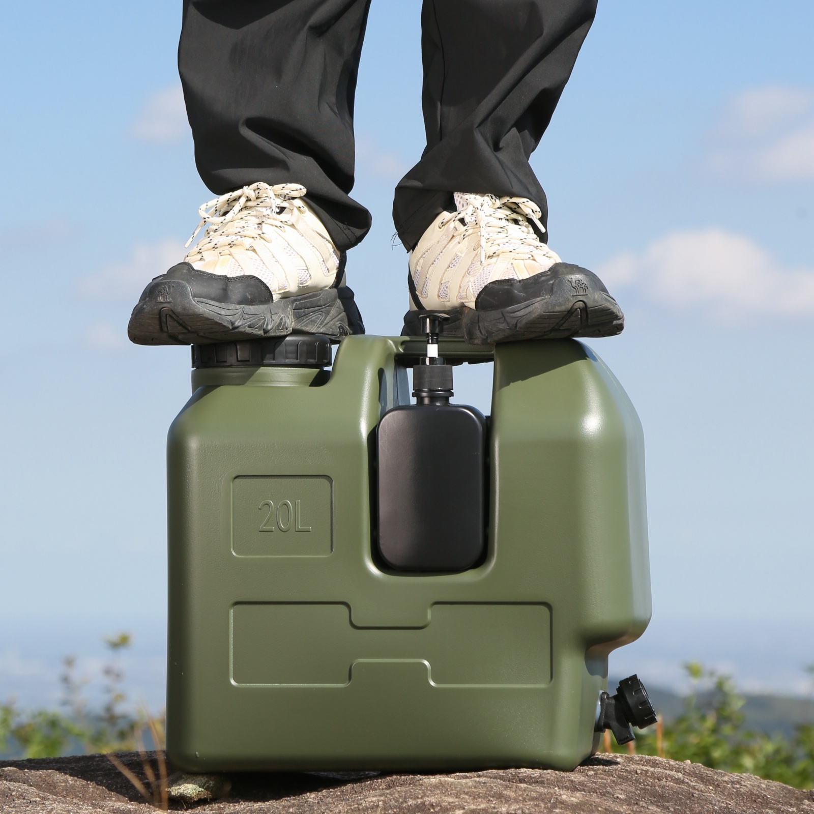 15/20L Portable Camping Water  - Soap Making Jug review and price